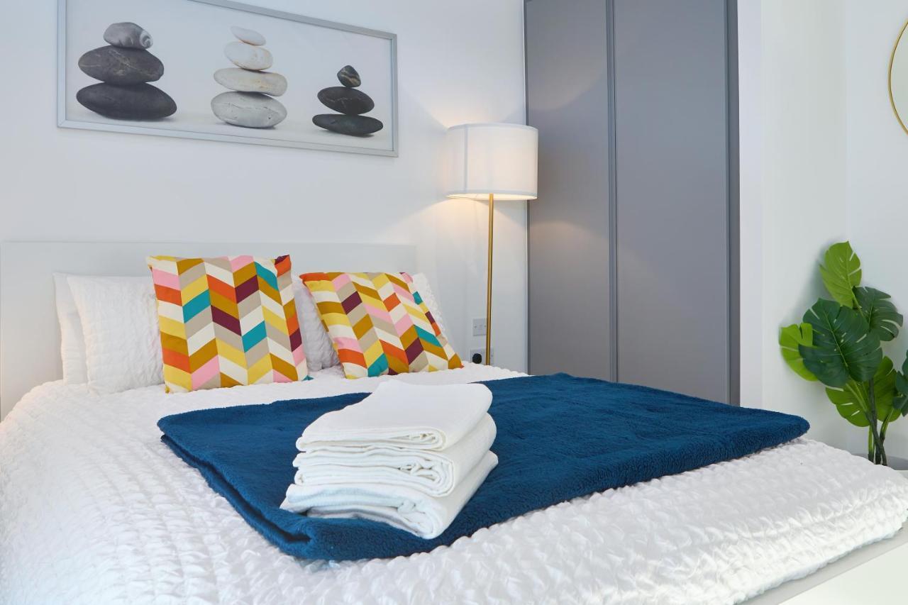 Morden Lovely 3Bedroom Apartment London Abbey Wood Eksteriør billede