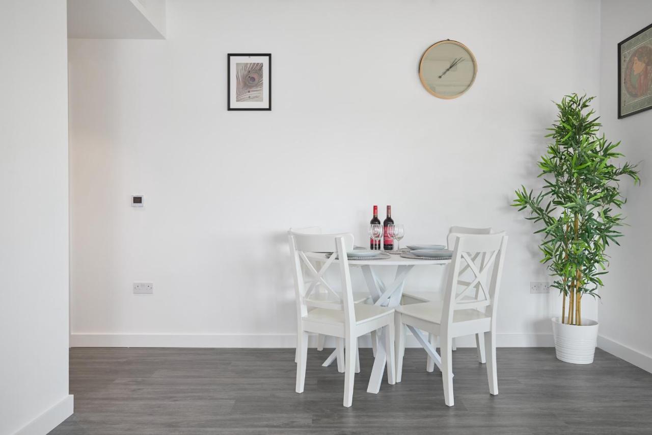 Morden Lovely 3Bedroom Apartment London Abbey Wood Eksteriør billede