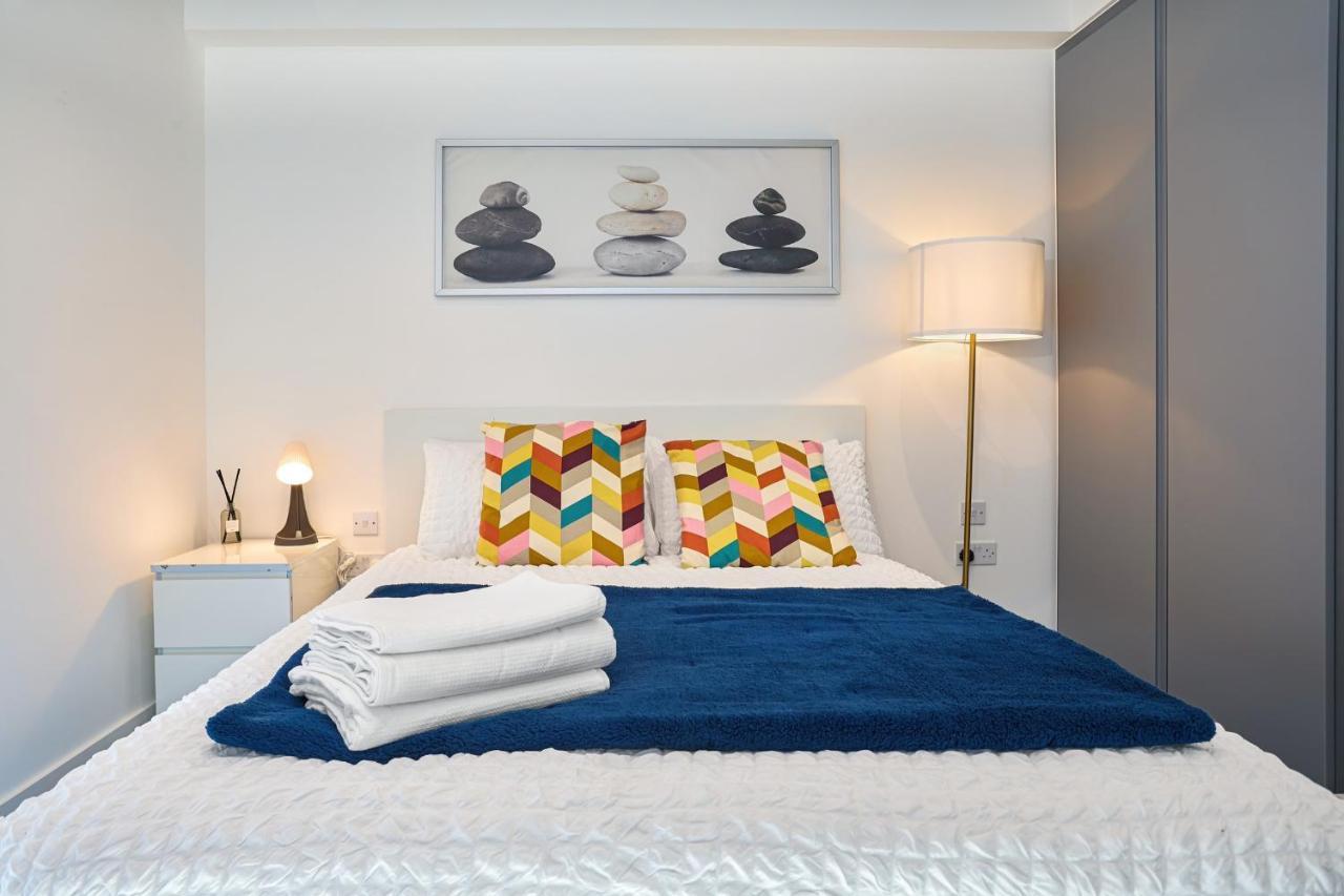 Morden Lovely 3Bedroom Apartment London Abbey Wood Eksteriør billede